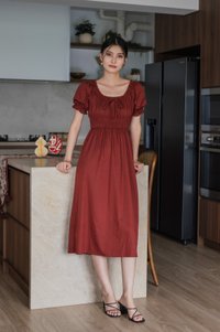 Margaret Ruched Ribbon Midi Dress In Brick Red