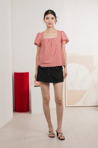 Genova Embroidery Eyelet Gathered Top In Rose