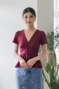 Calm Cotton Empire Buttons Top In Wine