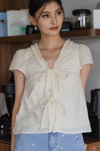 Austina Eyelet Ruffles Ribbon Top In Pearl Cream
