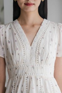 Mathiola Fleur Embroidery Midi Dress In White