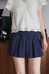 Josa Knitted Pleat Skort In Navy