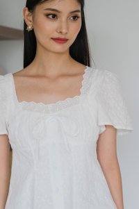 Amigo Embroidery Eyelet Ruched Top In White