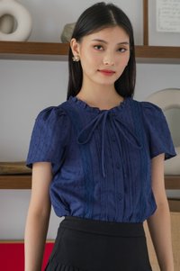 Vanda Swiss Dot Ribbon Top In Navy
