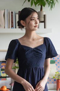 Xie Eyelet Cotton Sweetheart Midi Dress In Navy