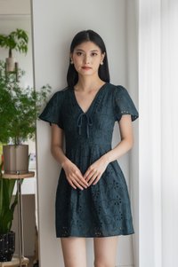 Lily Eyelet Ribbon Pleats Dress In Emerald