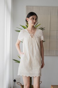 Excelle Eyelet Tie Ribbon Dress In Cream