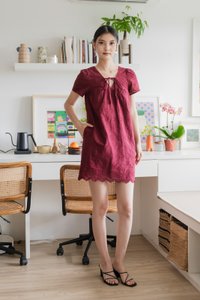 Excelle Eyelet Tie Ribbon Dress In Wine