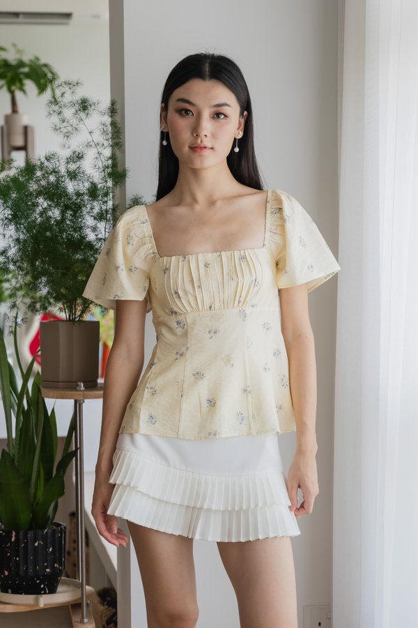 Soleil Double Pleated Hem Skort In White