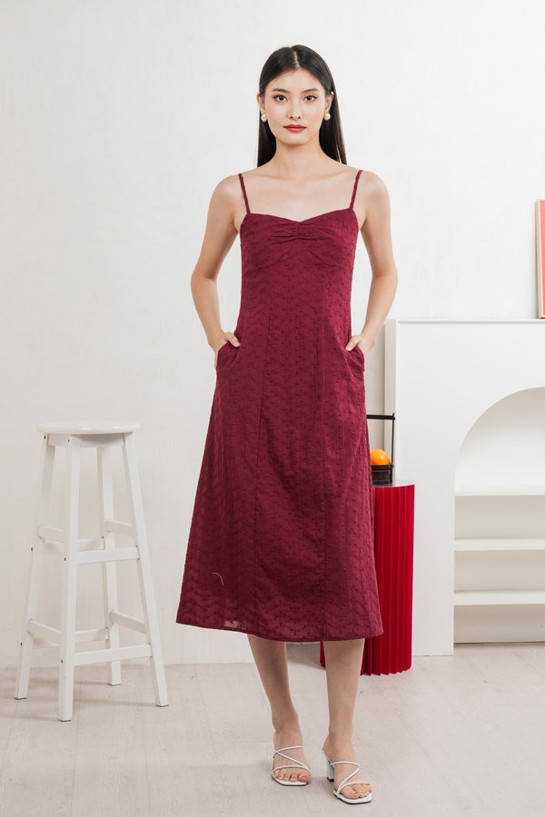 En Embroidery Camisole Midi Dress In Wine