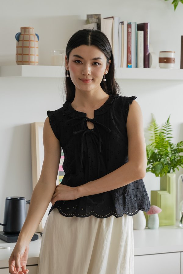 Heartstrings Eyelet Ruffles Top In Black