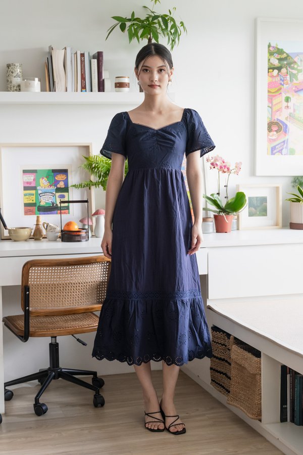Xie Eyelet Cotton Sweetheart Midi Dress In Navy