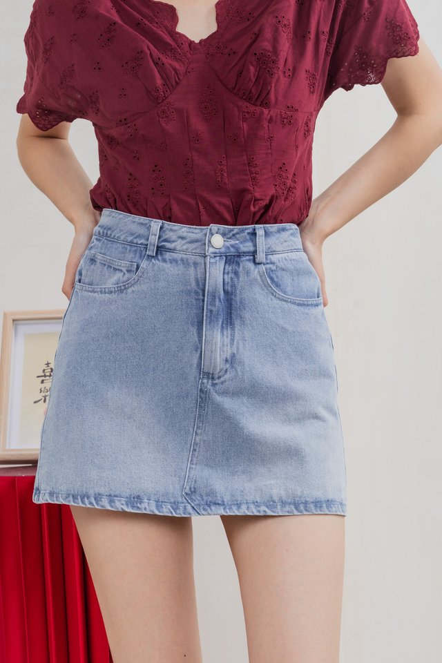 Sunday Daily Denim Skort In Mid Wash