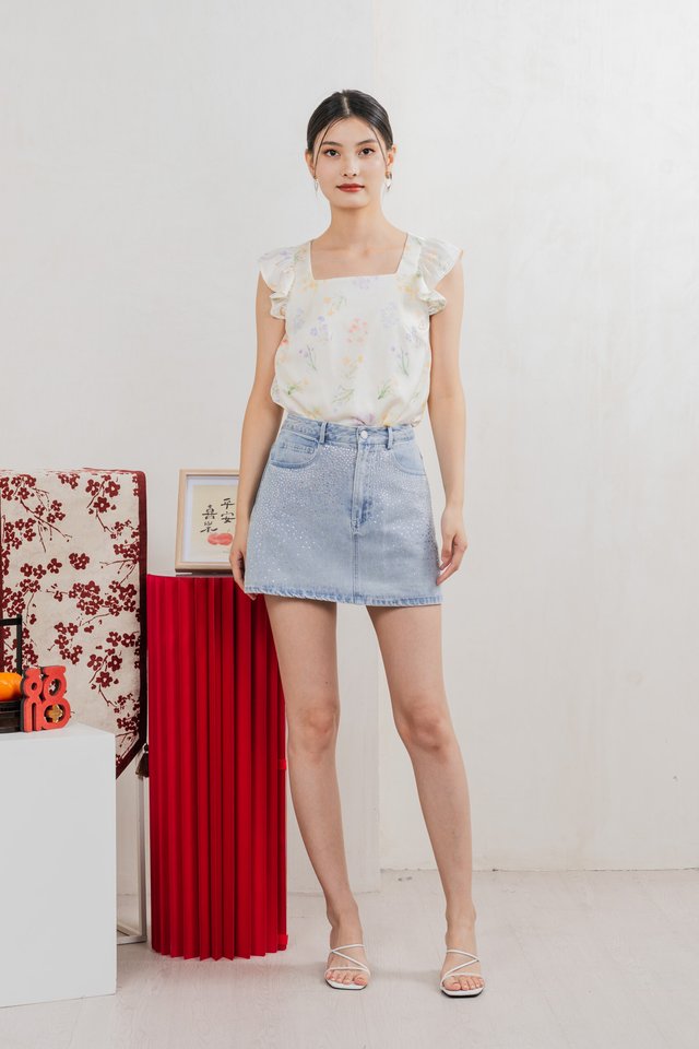 Villa Watercolour Ruffles Top In Cream