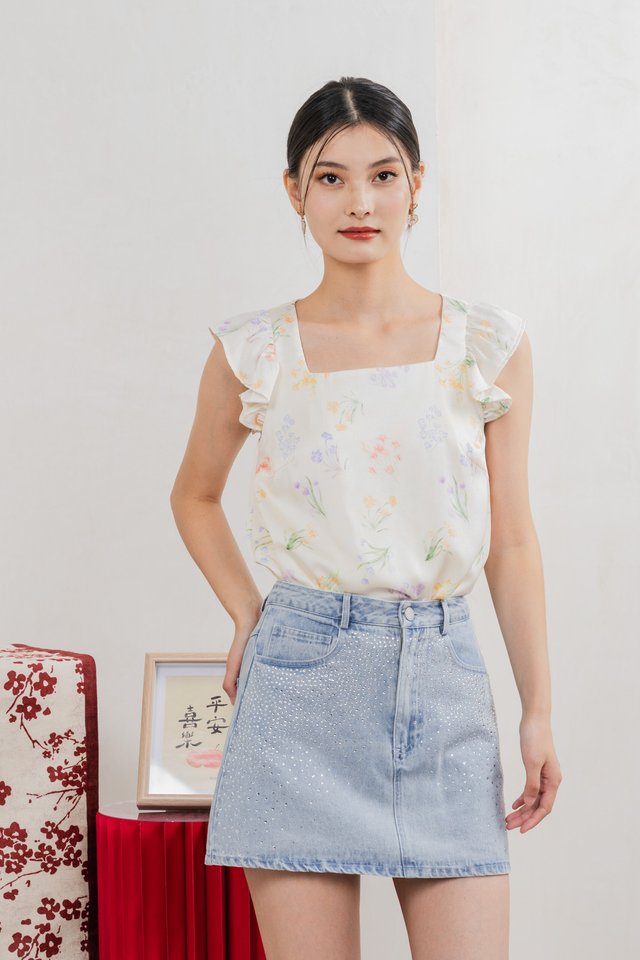 Villa Watercolour Ruffles Top In Cream