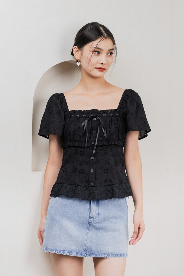 Simplicite Eyelet Ribbonette Top In Black