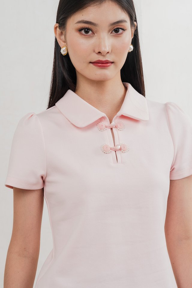 Yue Pearl Cheongsam Polo Top In Pastel Pink