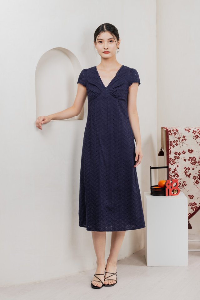 Meraline Embroidery Lace Midi Dress In Navy