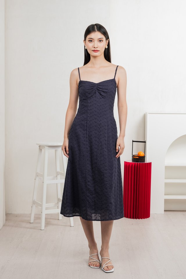 En Embroidery Camisole Midi Dress In Navy