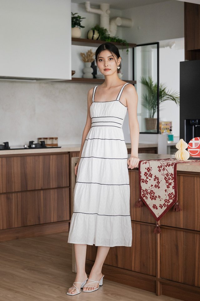 Vienna Eyelet Contrast Midi Dress In White