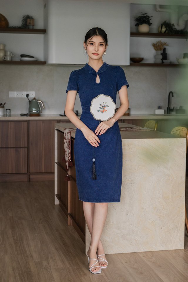 Ai Denim Ruched Qipao Midi Dress in Dark Wash
