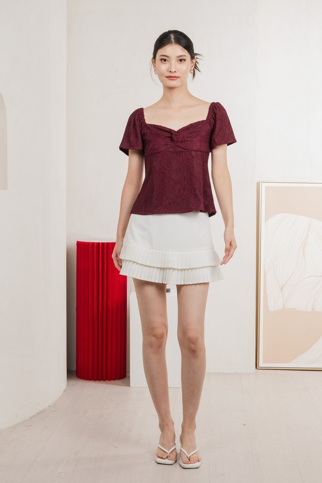 An Lace Twist Knot Top In Wine