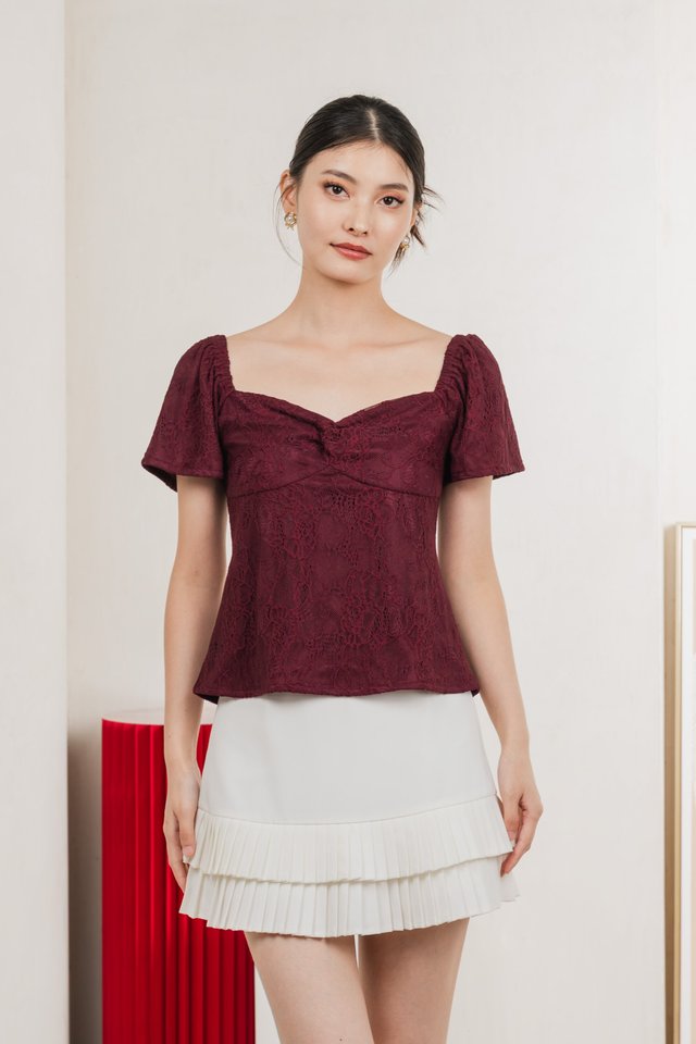 An Lace Twist Knot Top In Wine