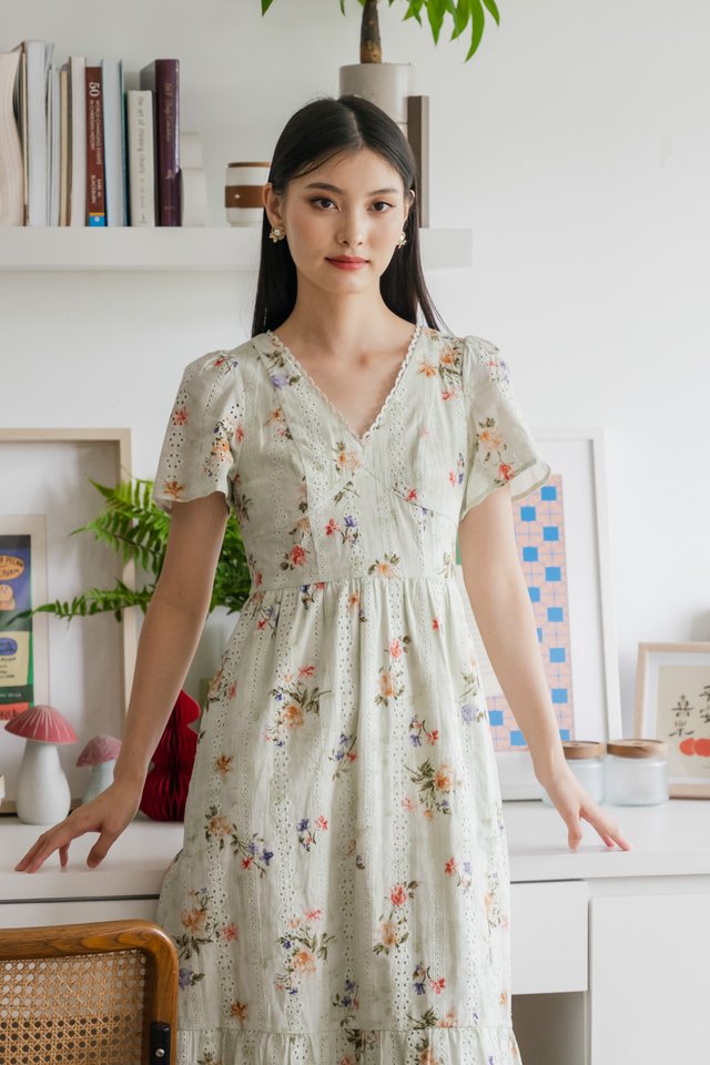 Tinsdale Eyelet Empire Midi Dress in Tea Green