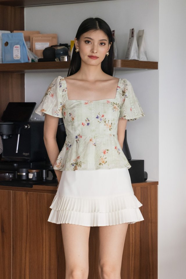 Tinsdale Fleur Eyelet Top in Tea Green