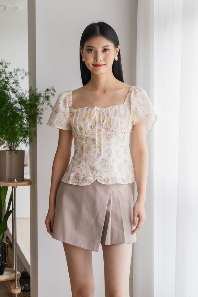 Wonder Ruched Ribbon Top