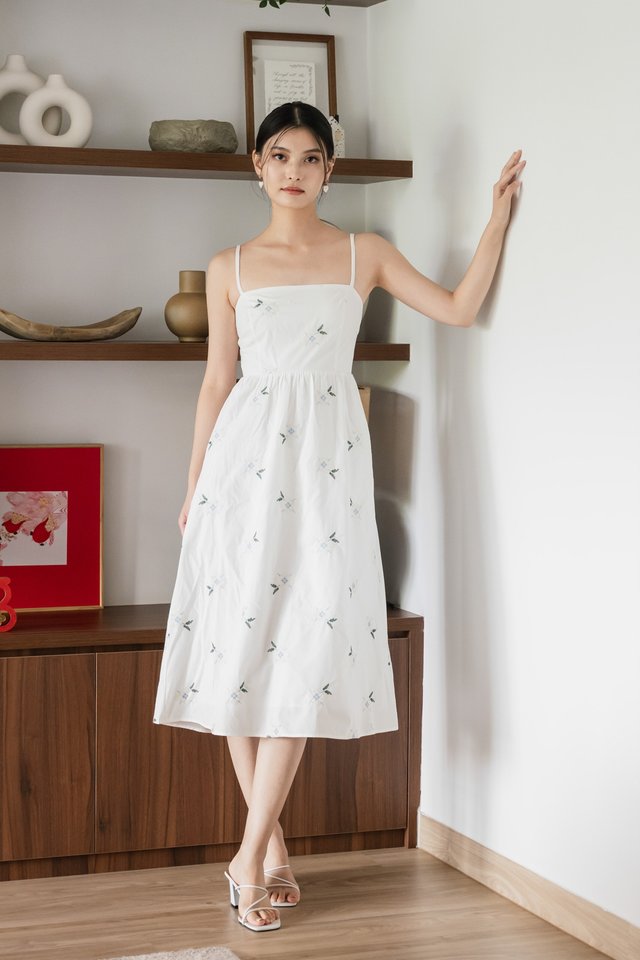 Breeze Embroidery Camisole Midi Dress In White
