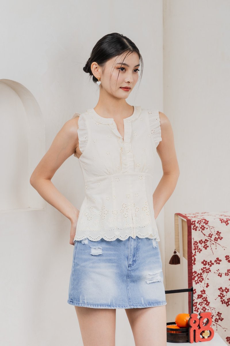 Marykae Eyelet Ruffles Top In Cream