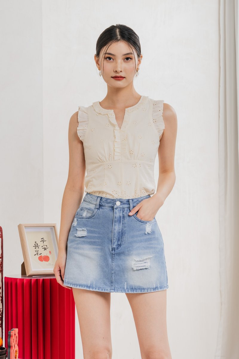 Danity Distressed Denim Skort in Mid Wash