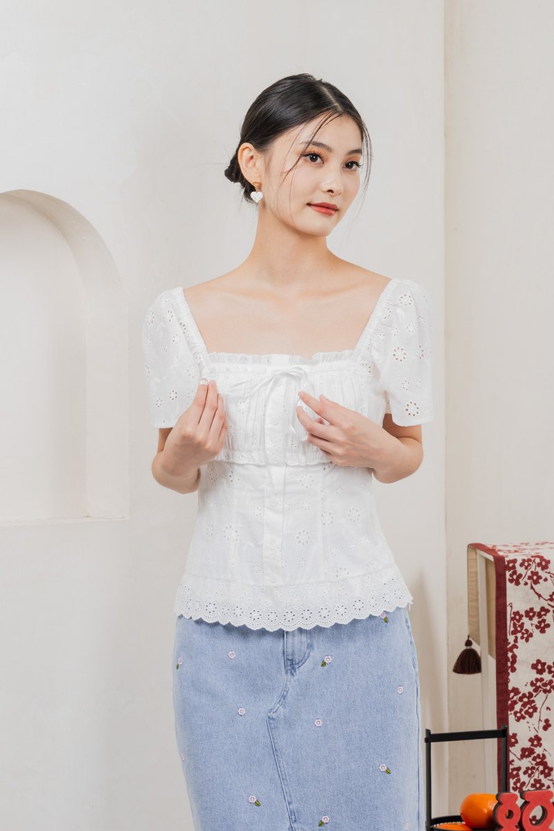 Simplicite Eyelet Ribbonette Top In White