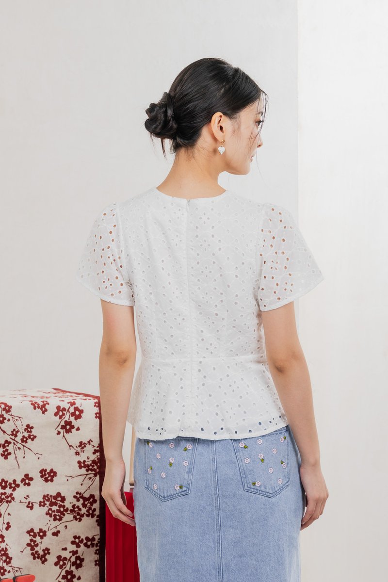 Orielle Eyelet Buttons Top In White