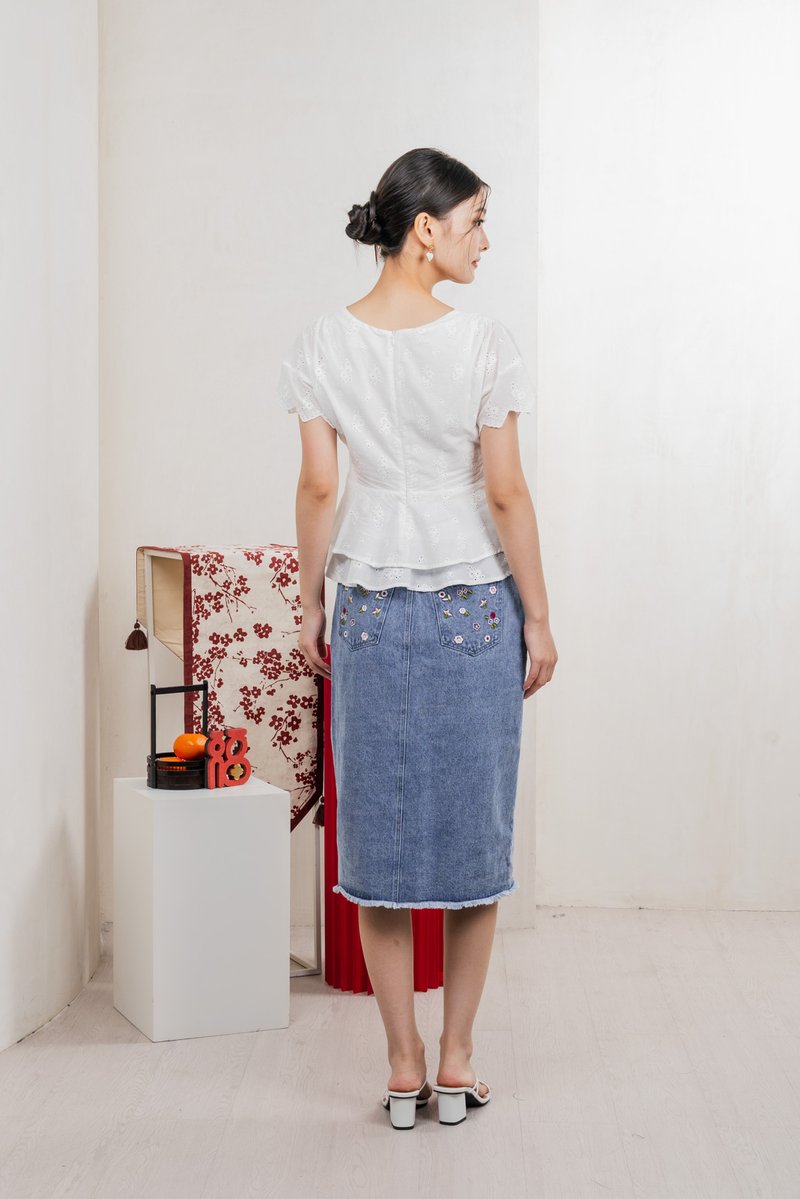 Nancie Floral Eyelet Empire Top In White