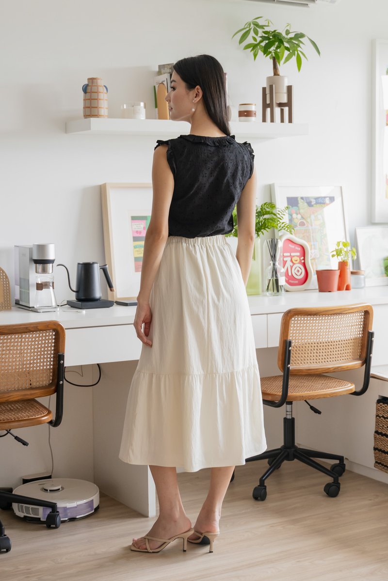 Heartstrings Eyelet Ruffles Top In Black