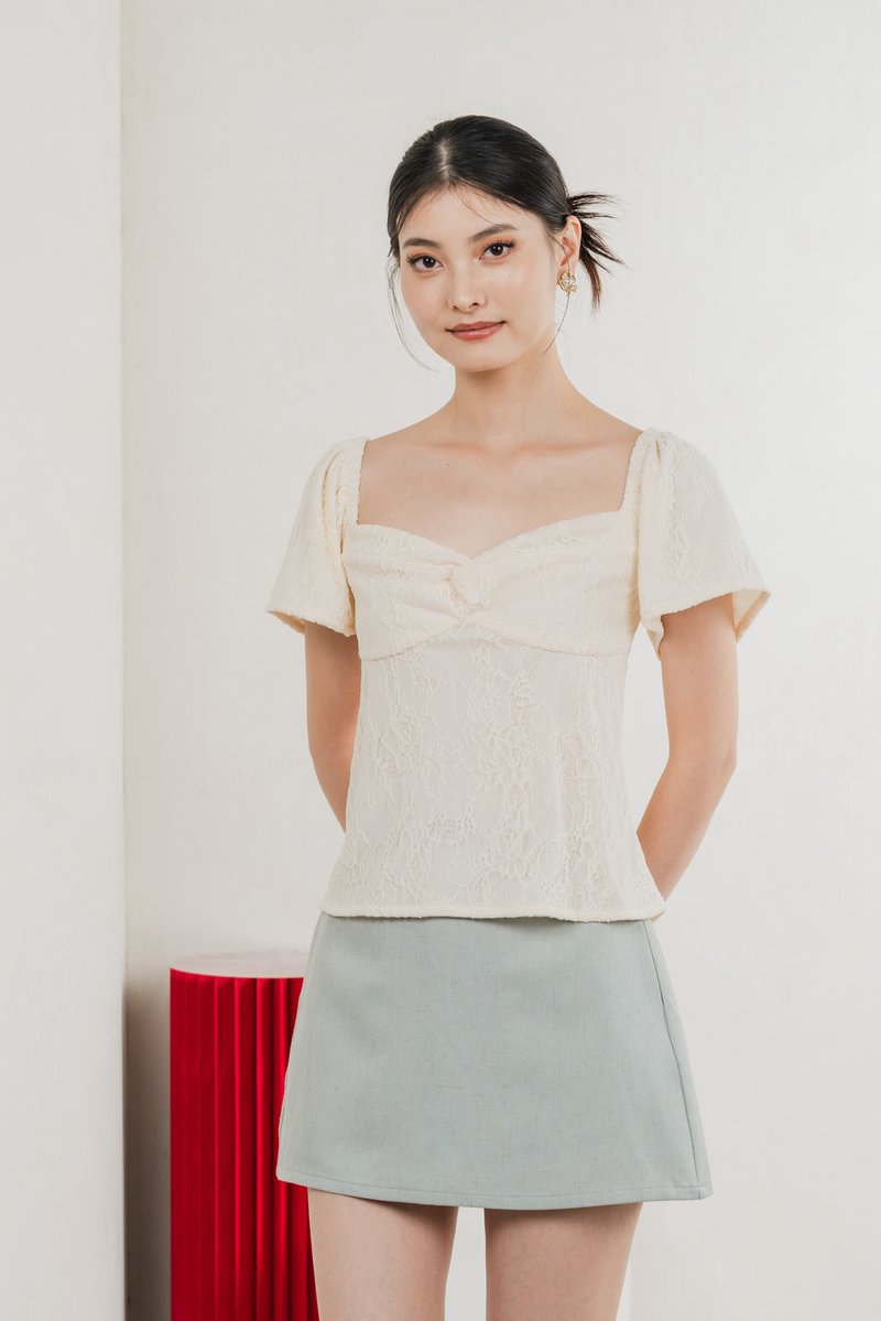 An Lace Twist Knot Top In Light Cream