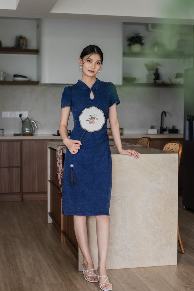 Ai Denim Ruched Qipao Midi Dress in Dark Wash
