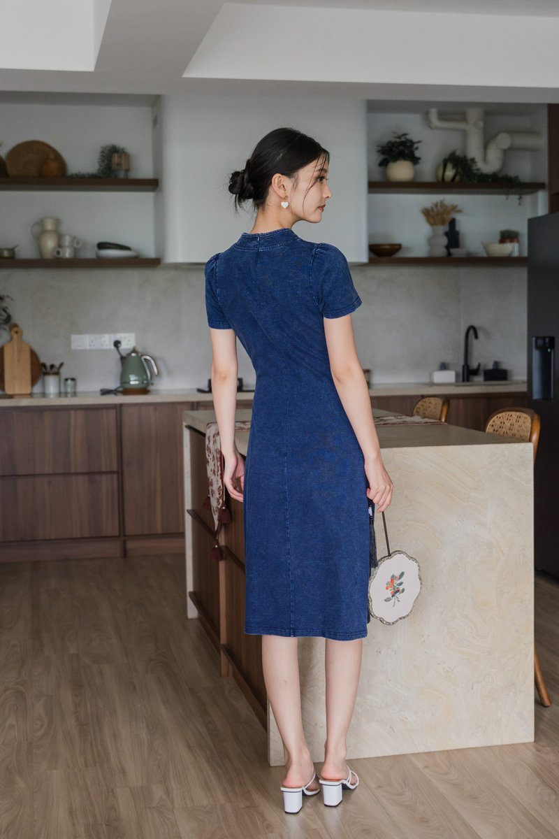 Ai Denim Ruched Qipao Midi Dress in Dark Wash