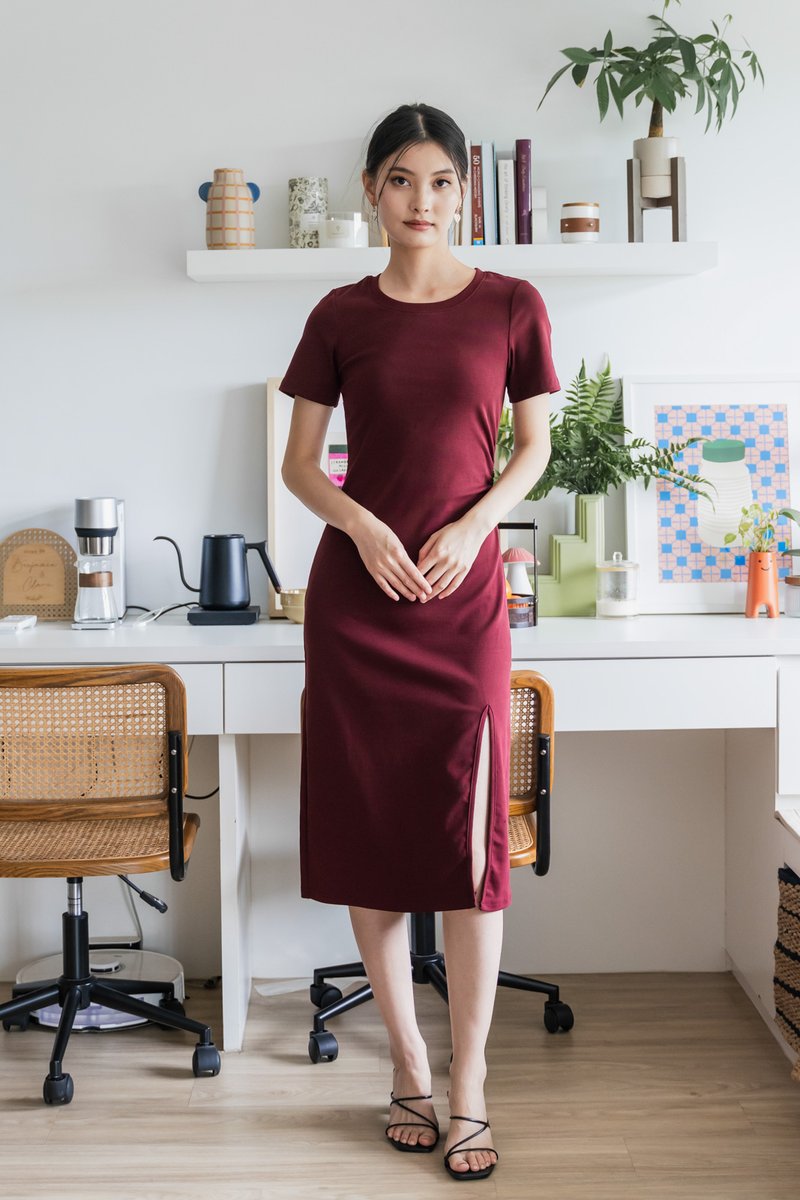 Osborn Cotton Slit Midi Dress In Wine