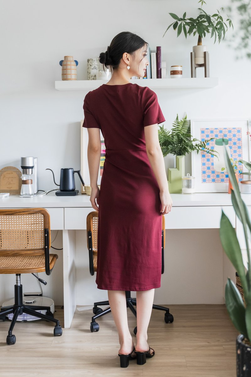 Osborn Cotton Slit Midi Dress In Wine