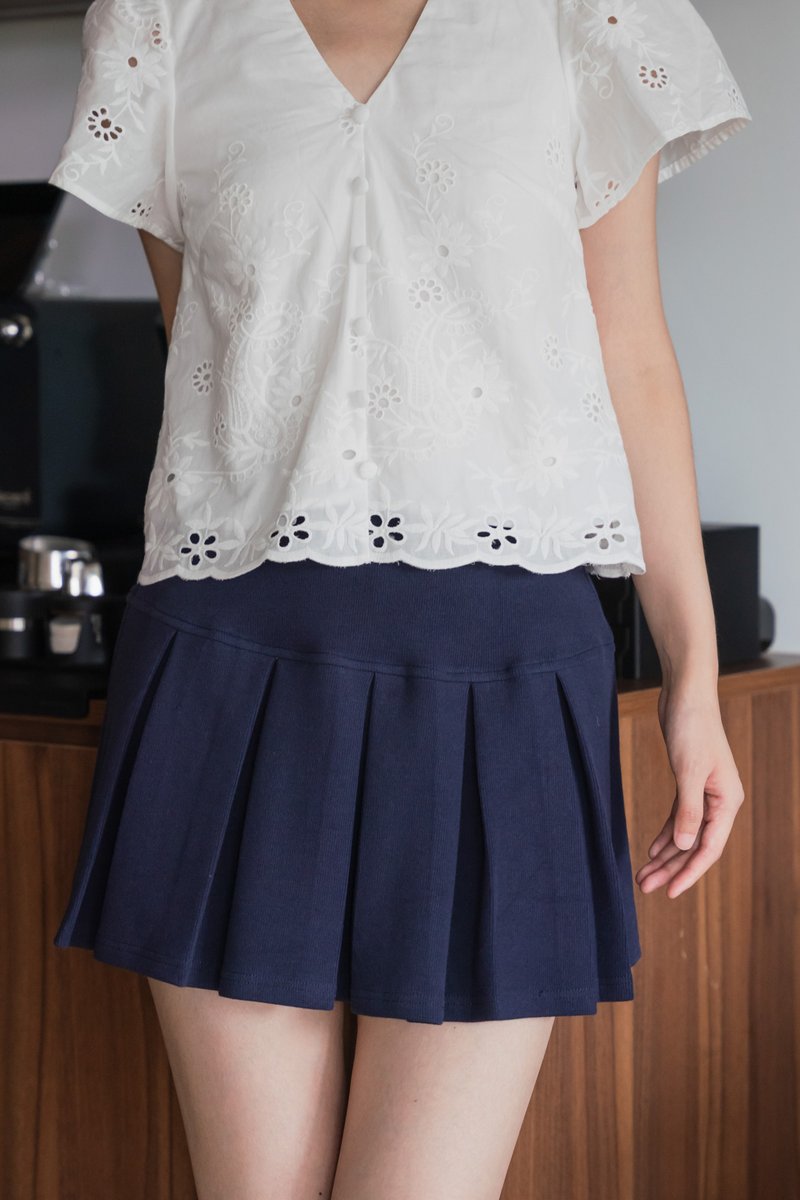 Josa Knitted Pleat Skort In Navy