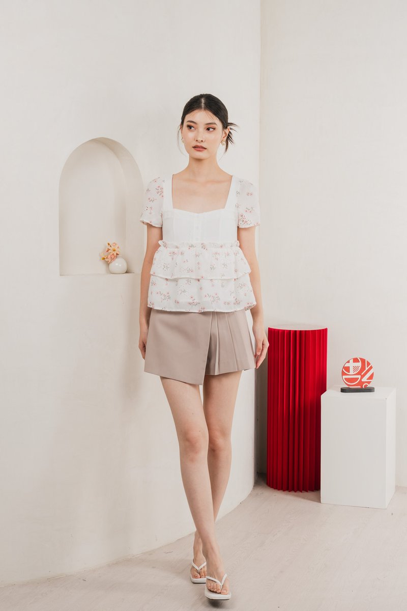 In Bloom Embroidery Buttons Top In Red Florals