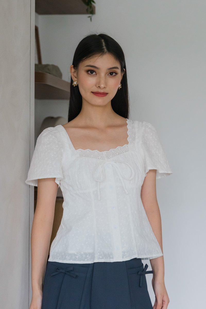 Amigo Embroidery Eyelet Ruched Top In White