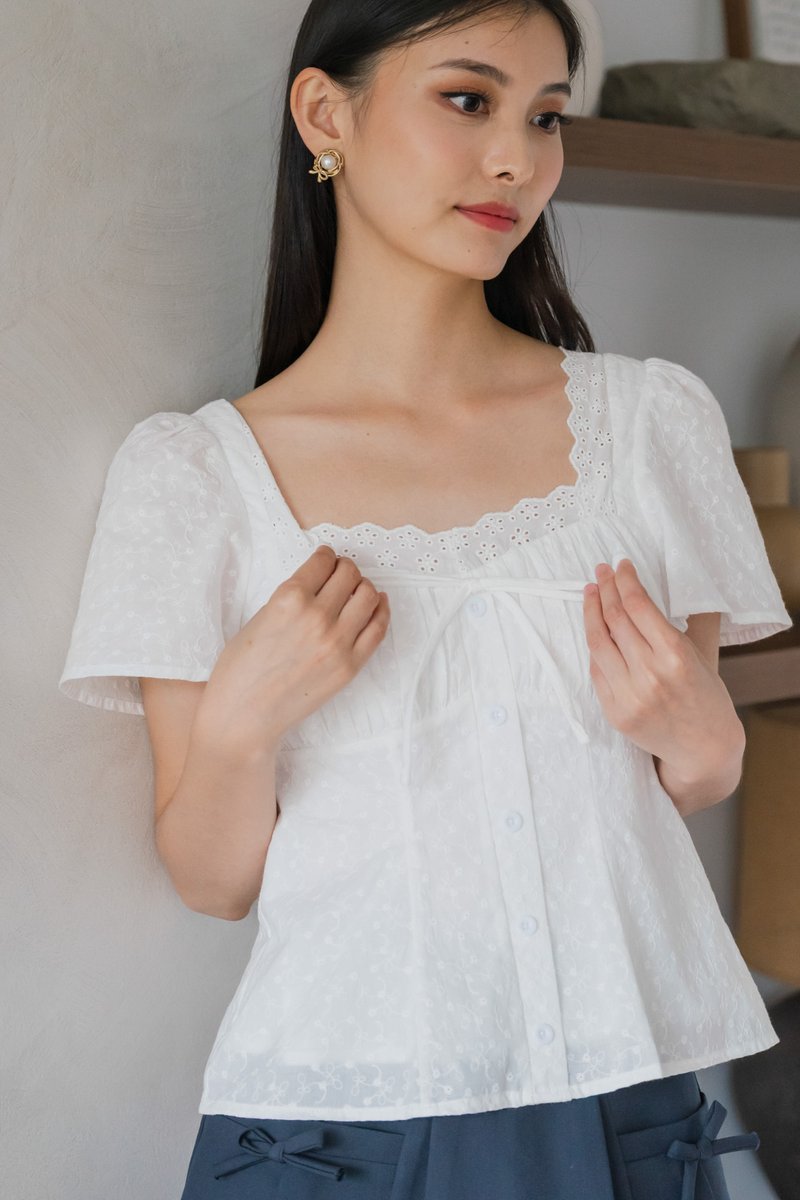 Amigo Embroidery Eyelet Ruched Top In White