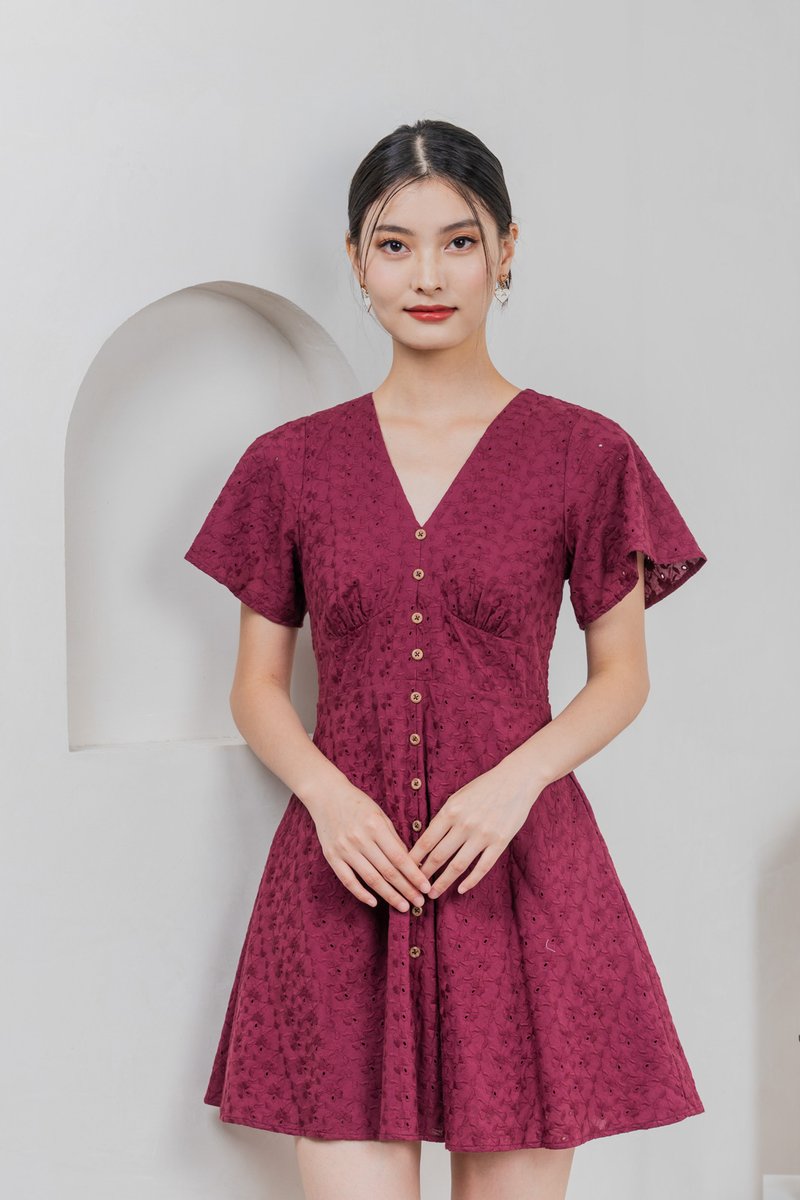 Era Eyelet Buttons Dress In Wine