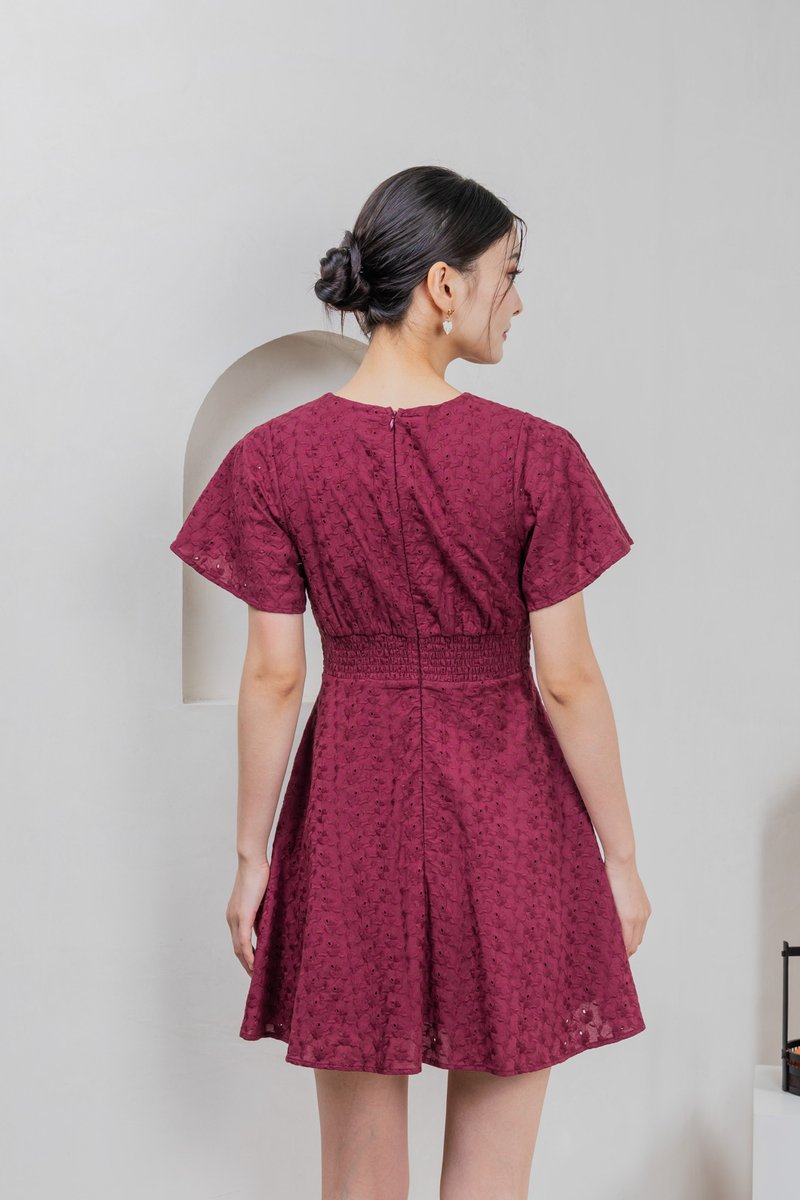 Era Eyelet Buttons Dress In Wine