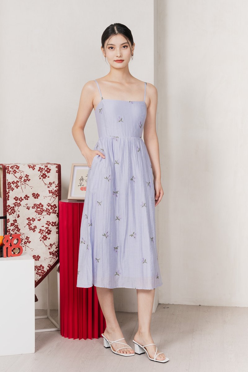 Cyra Floral Textured Camisole Midi Dress In Lavender