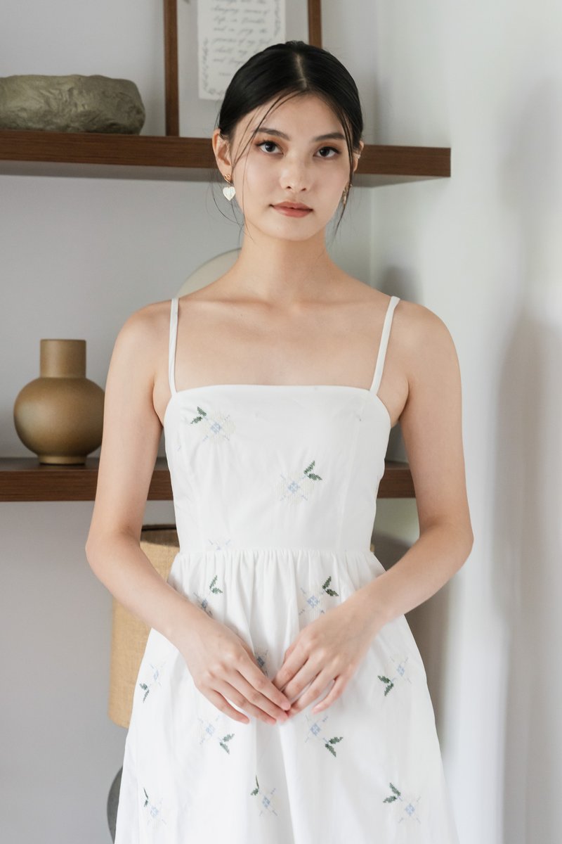 Breeze Embroidery Camisole Midi Dress In White